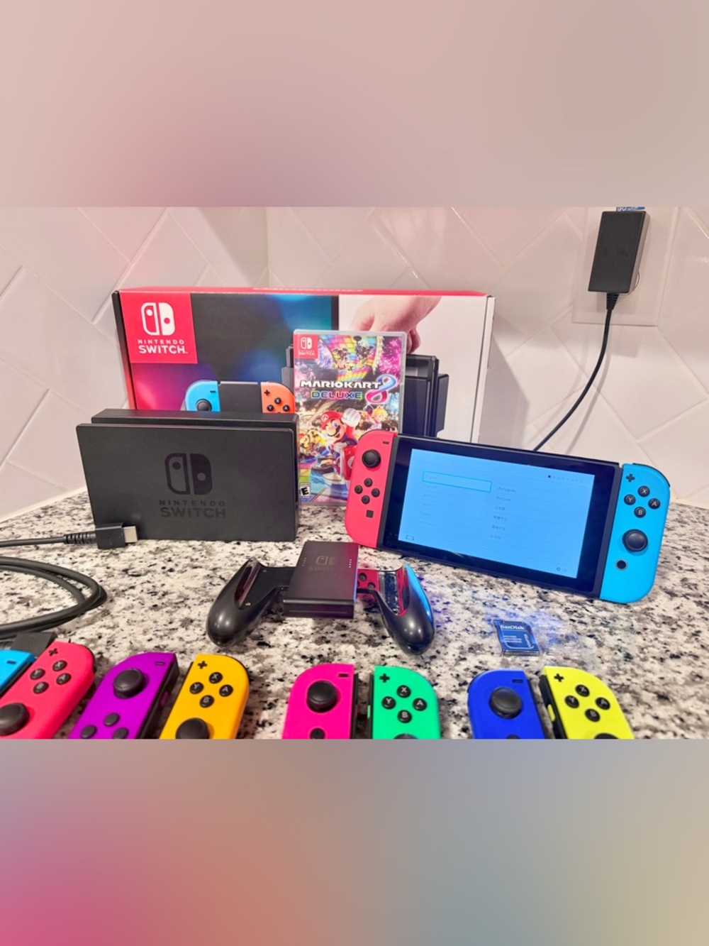 Nintendo Switch Console, Mario Kart 8, Controllers, N64 Wireless Controller - Picture 5 of 9